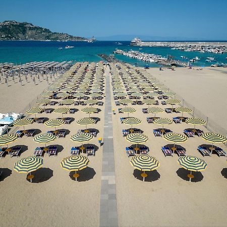 Hotel Sabbie D'Oro جيارديني ناكسوس المظهر الخارجي الصورة