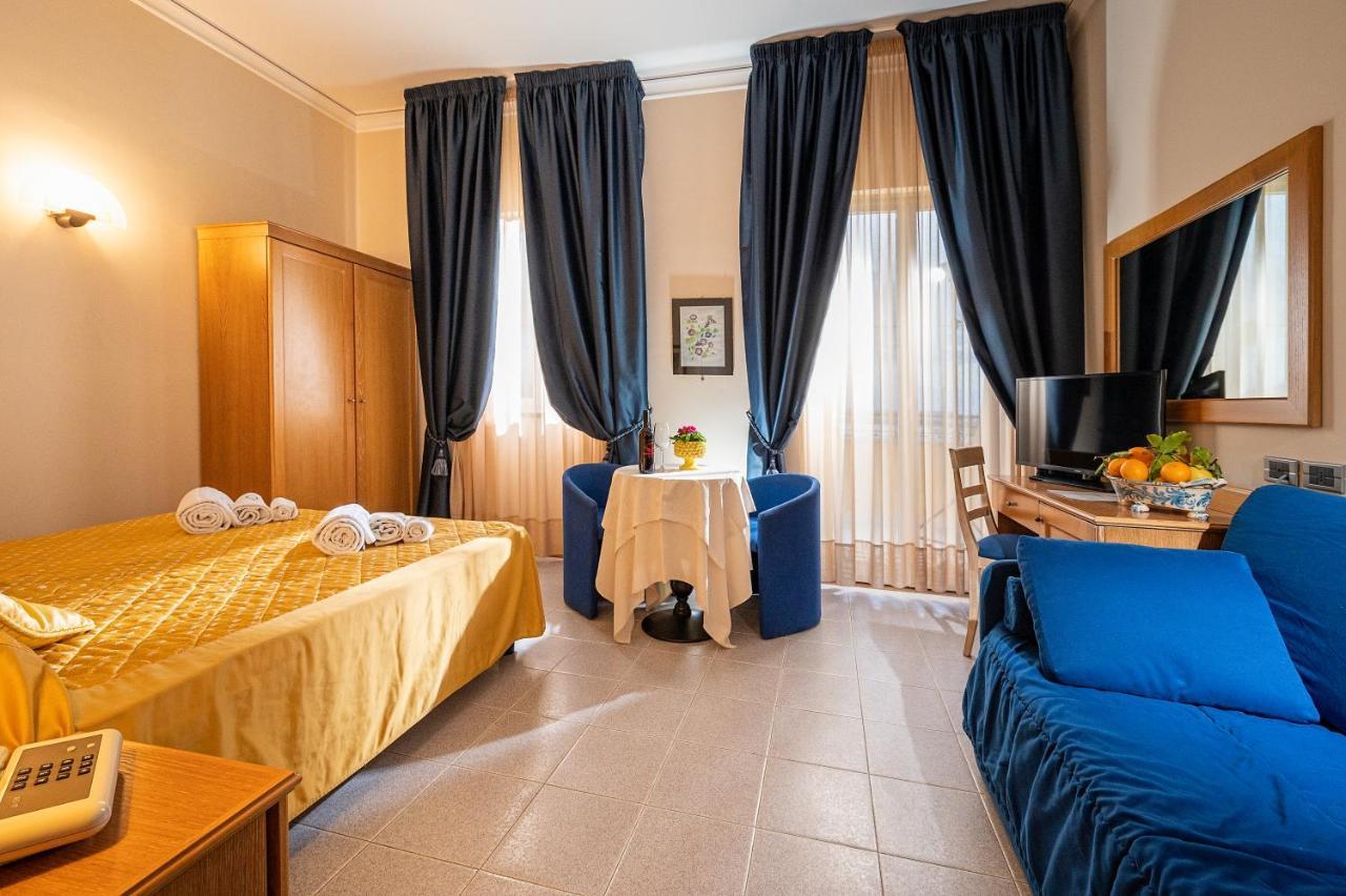 Hotel Sabbie D'Oro جيارديني ناكسوس المظهر الخارجي الصورة